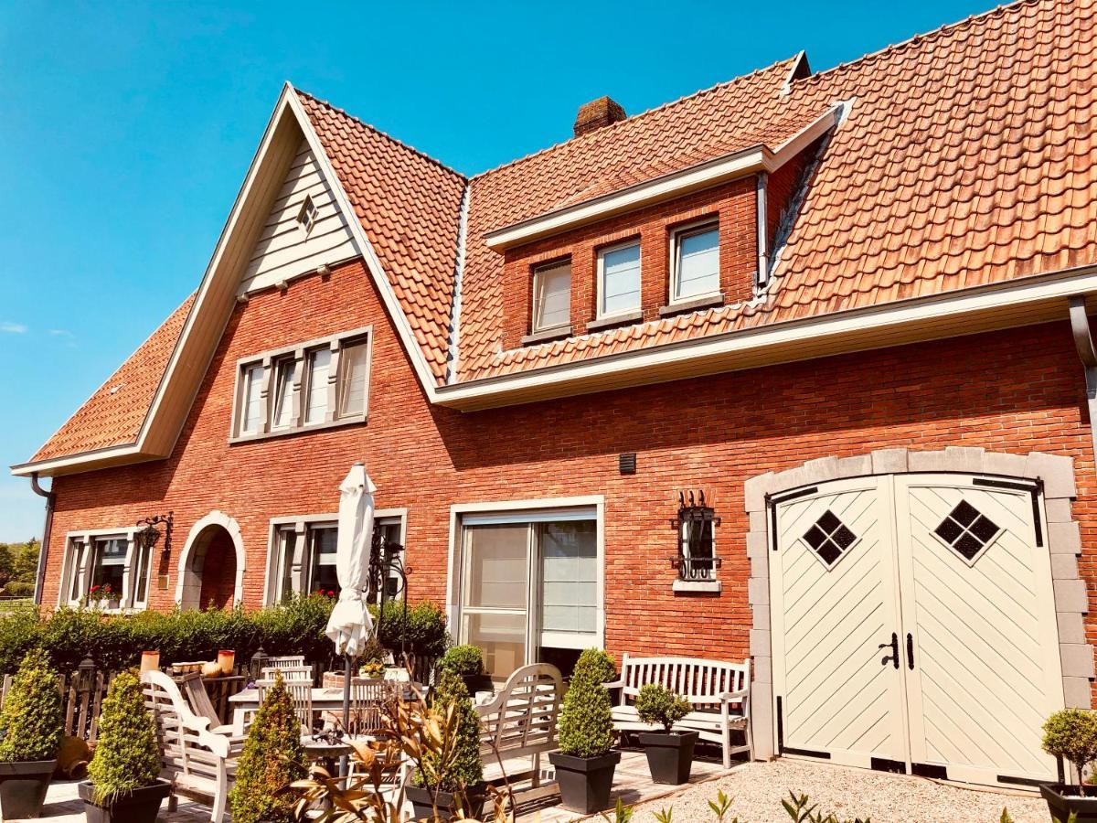 B&B La Corneille Brygge Exteriör bild